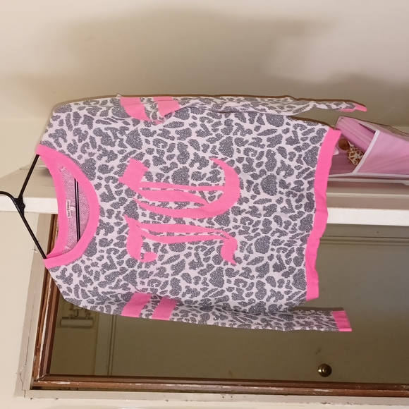 Juicy Couture Tops - Juicy Couture sweater